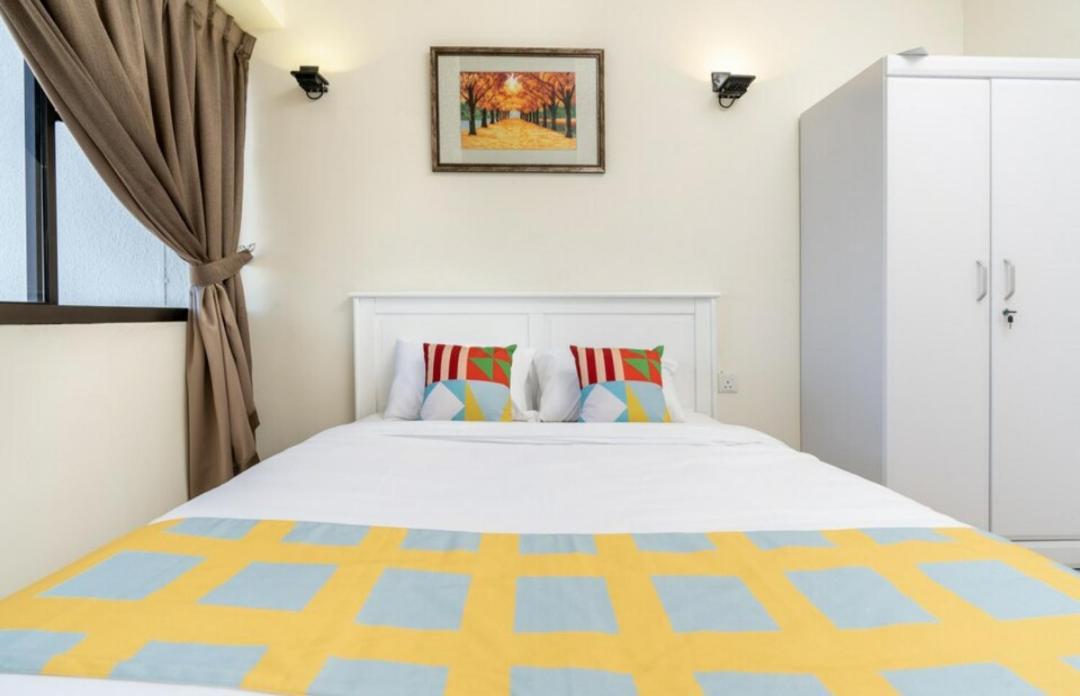 Executives Pantai Seaview Batu Ferringhi 2704 - 2 Bedrooms Exterior foto